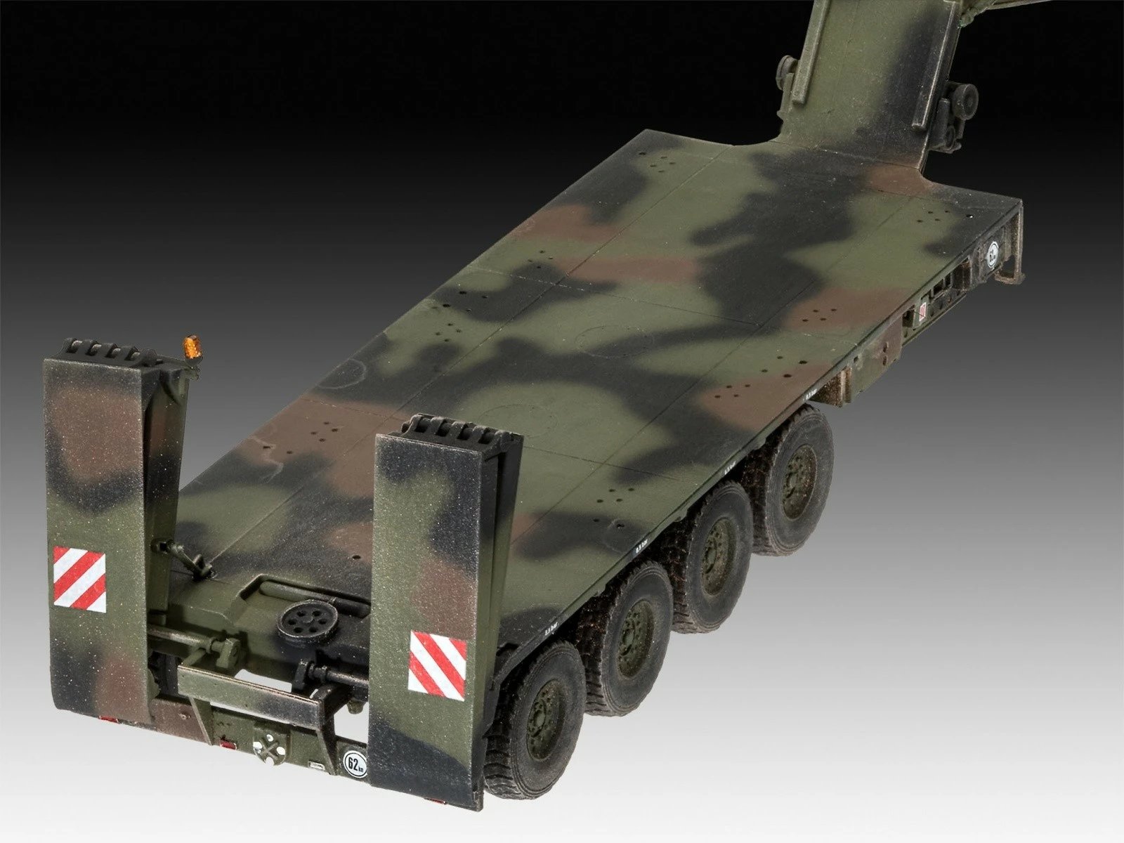 Model plastik Revell SLT 50-3 Elefant + Leopard 2A4, 1:72, 421 pjesë Model plastik Revell SLT 50-3 Elefant + Leopard 2A4, 1:72, 421 pjesë