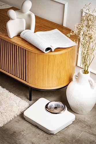 Peshore banjo mekanike, Adler AD 8180, kapacitet 136 kg, saktësi 1 kg, cadran 15 cm, pa bateri, e bardhë