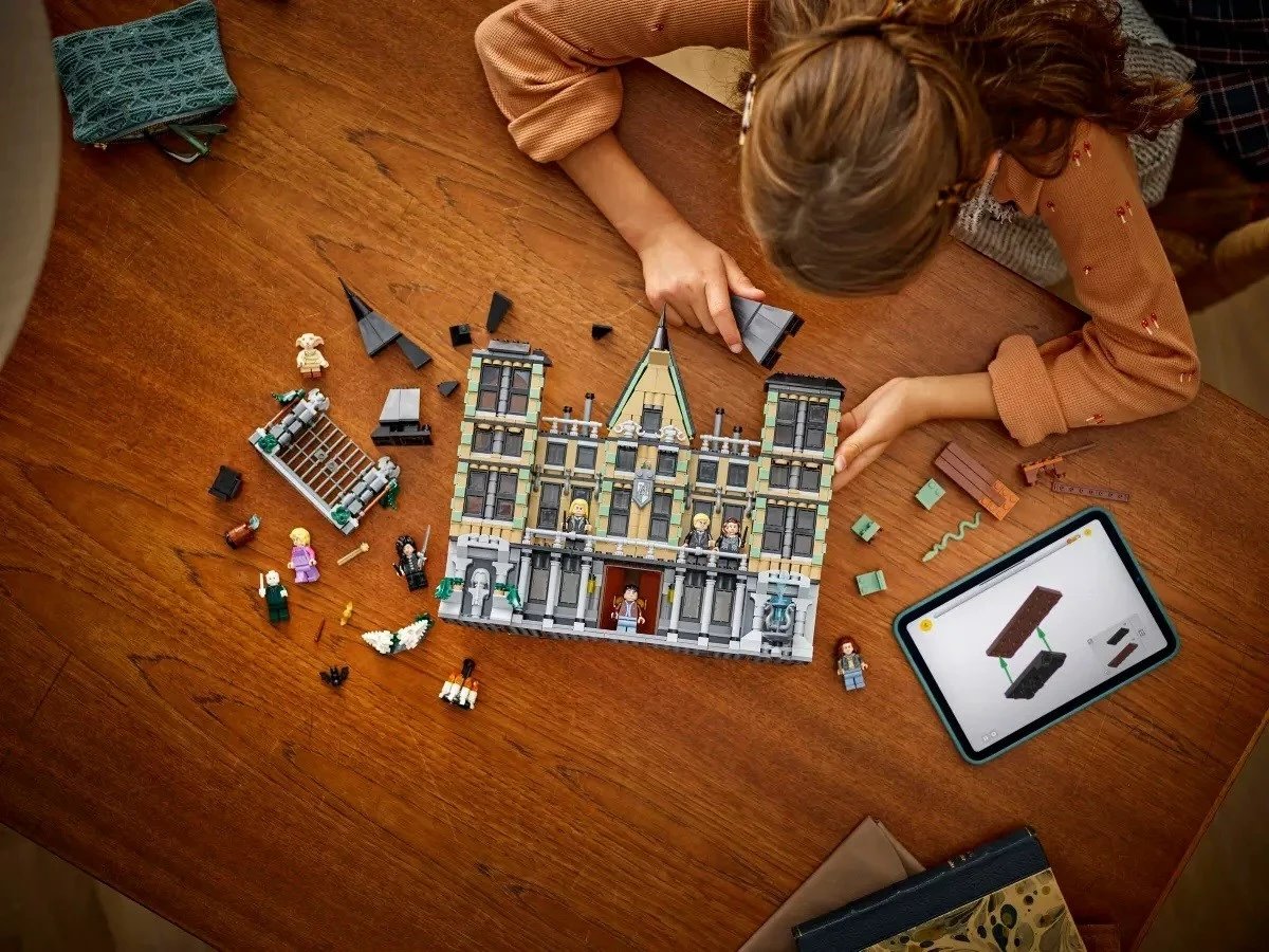 Set LEGO Harry Potter 76453 Malfoy Manor
