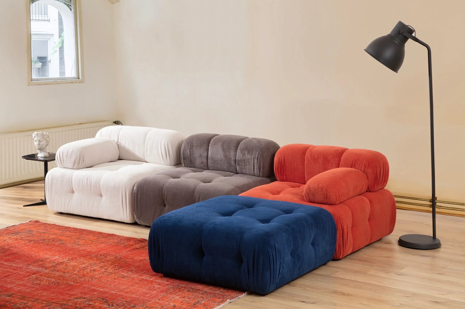 Këndare Atelier del Sofa Doblo, 3 vende me pouffe, shumëngjyrëshe