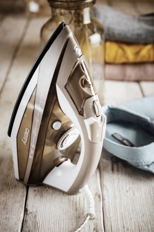 Hekur me avull, Camry CR5018, 3000W, shollë qeramike, depo 320 ml, kordon 1.9 m, ar