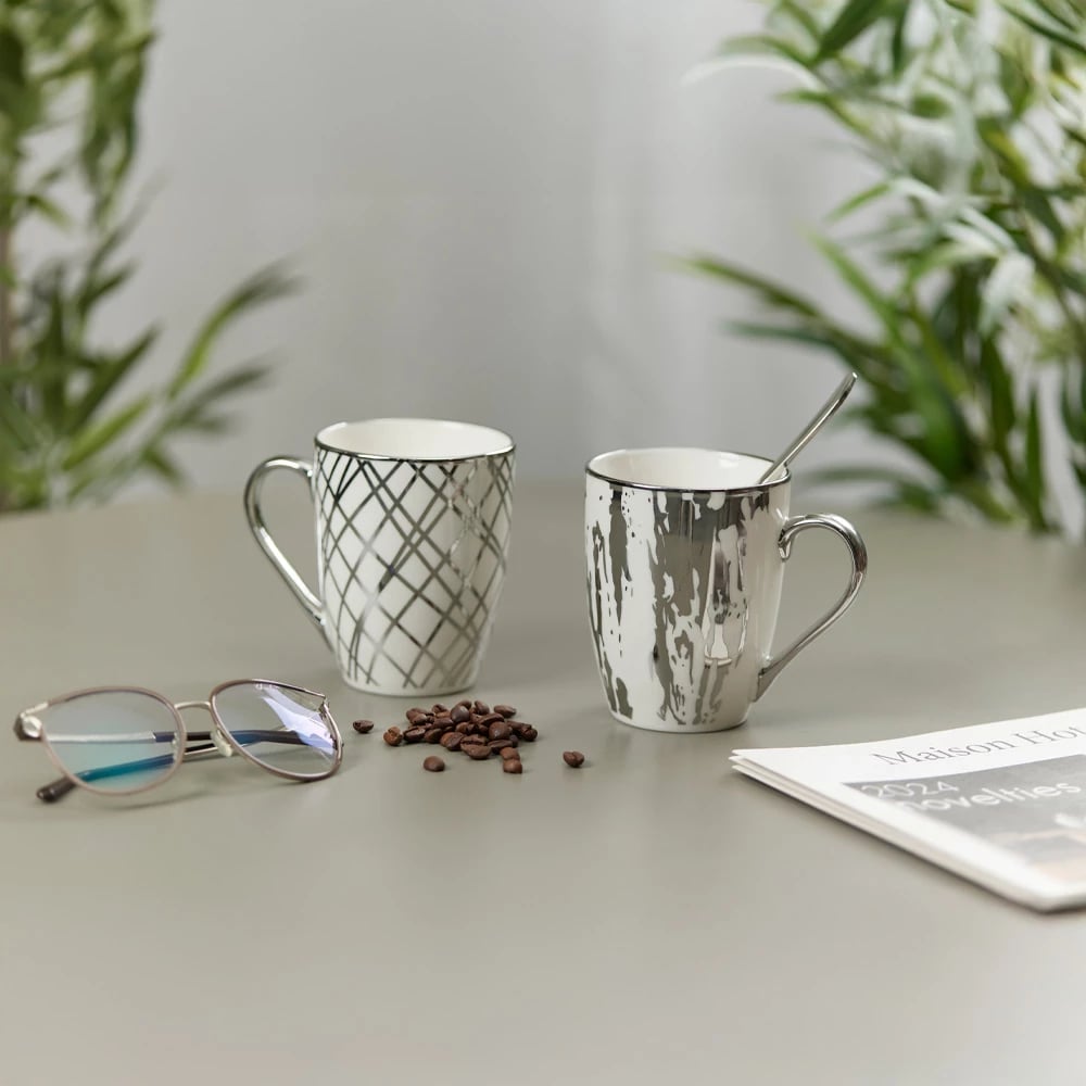 Filxhan Chic, porcelan New Bone China, i bardhë me detaje argjendi, 8x8x11cm Filxhan Chic, porcelan New Bone China, i bardhë me detaje argjendi, 8x8x11cm