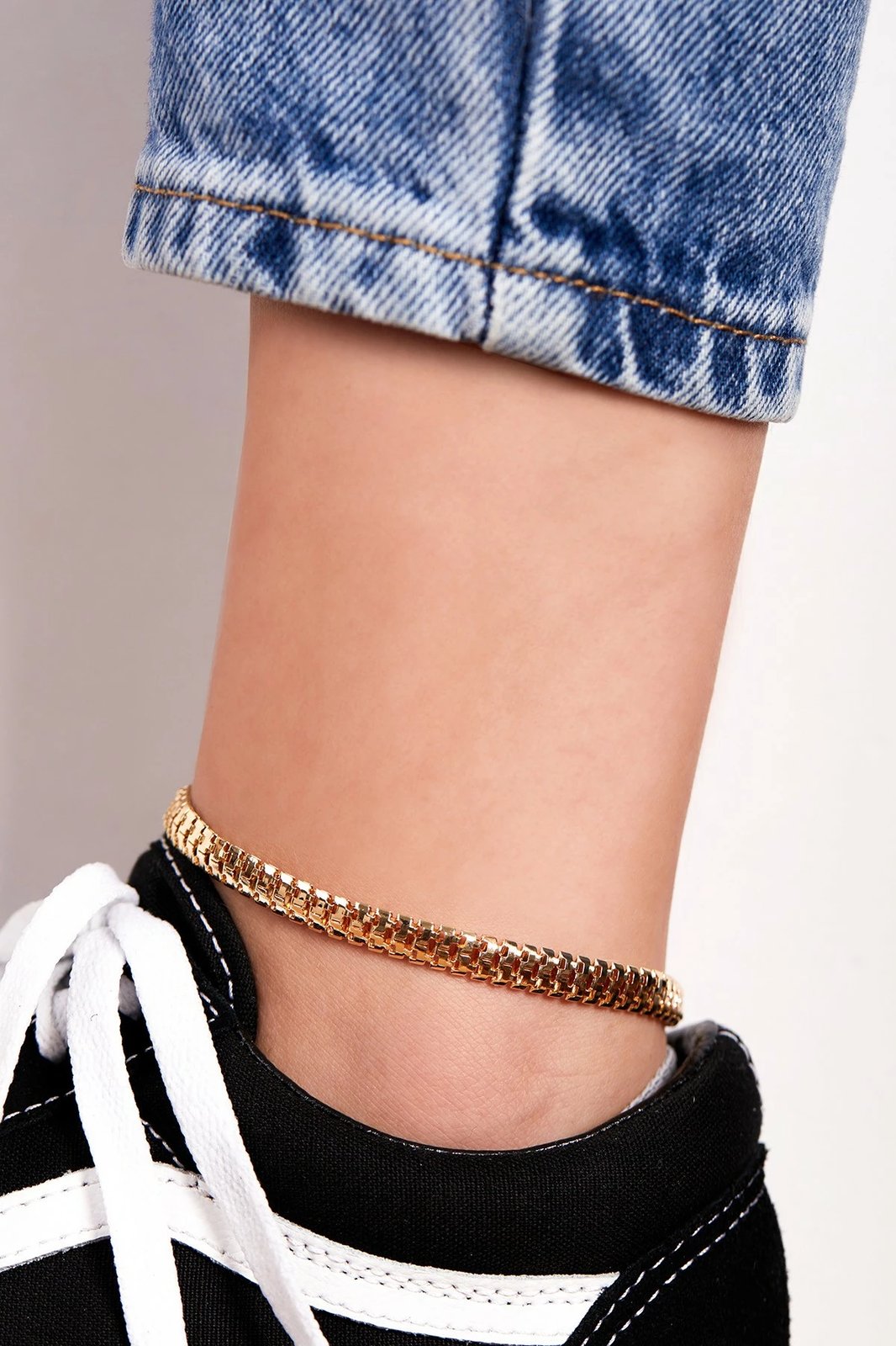 Byzylyk kyçin këmbës metalik, ngjyrë ari, CHL9936 Byzylyk kyçin këmbës metalik, ngjyrë ari, CHL9936