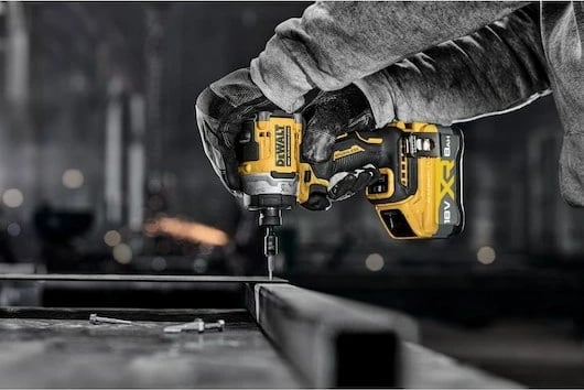 Makinë goditëse DeWALT DCF860NT-XJ, pa kabllo, 18V, Brushless, e verdhë