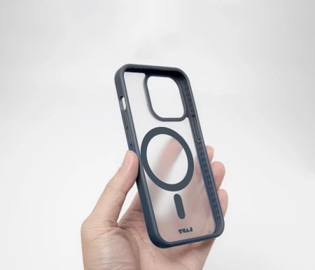 Mbështjellës LAUT Huex Protect me MagSafe për iPhone 15 Pro, kaltër e errët