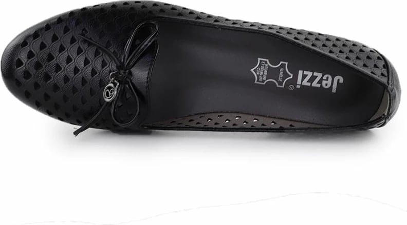 Këpucë për femra Jezzi 222-5, të zeza