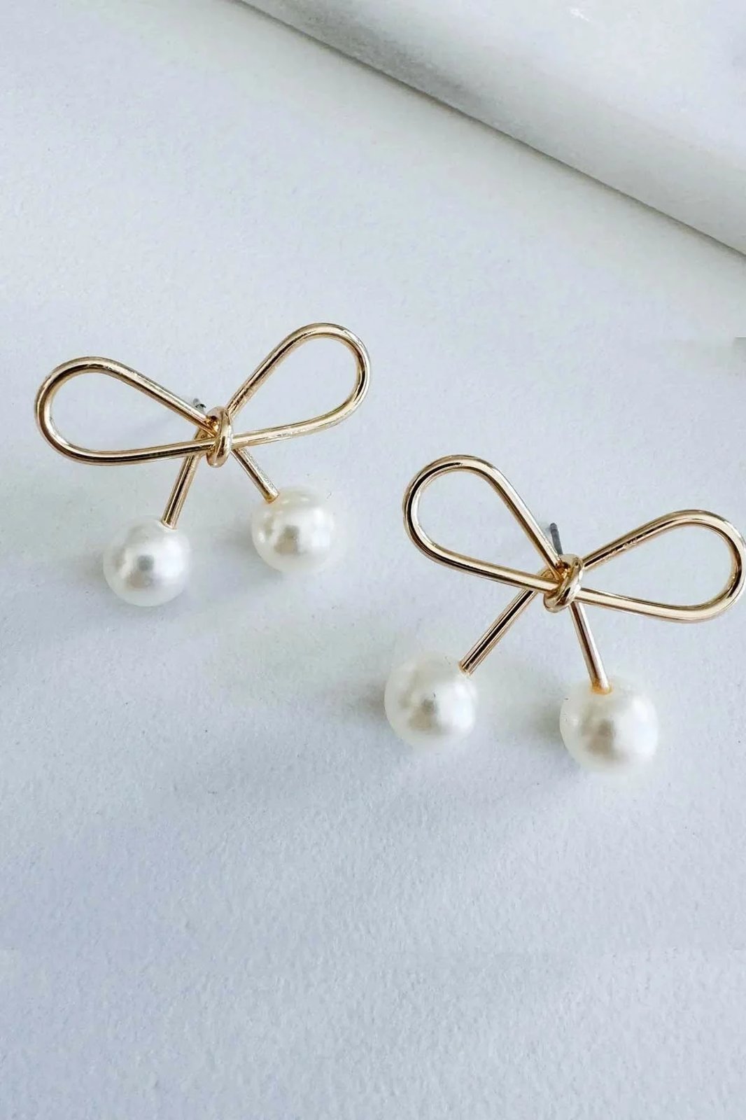 Vathë Jumeon, ngjyrë ari, Gld-İncfynkkp