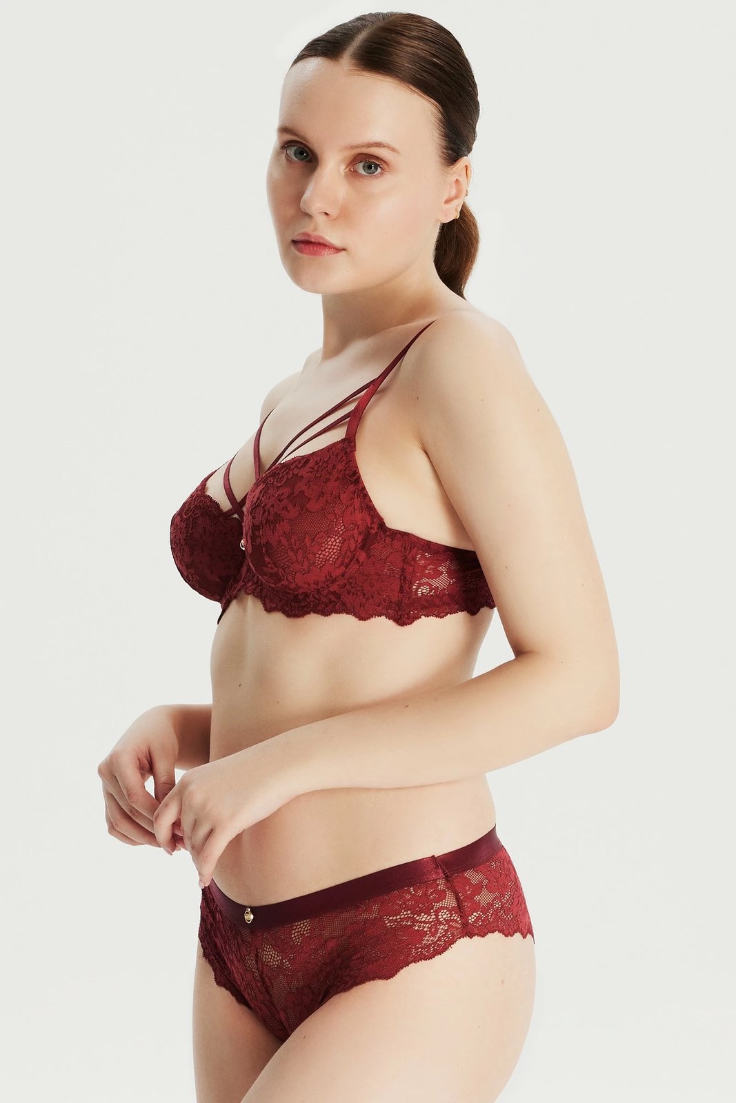 Sytjena dantelle burgundy Jumeon