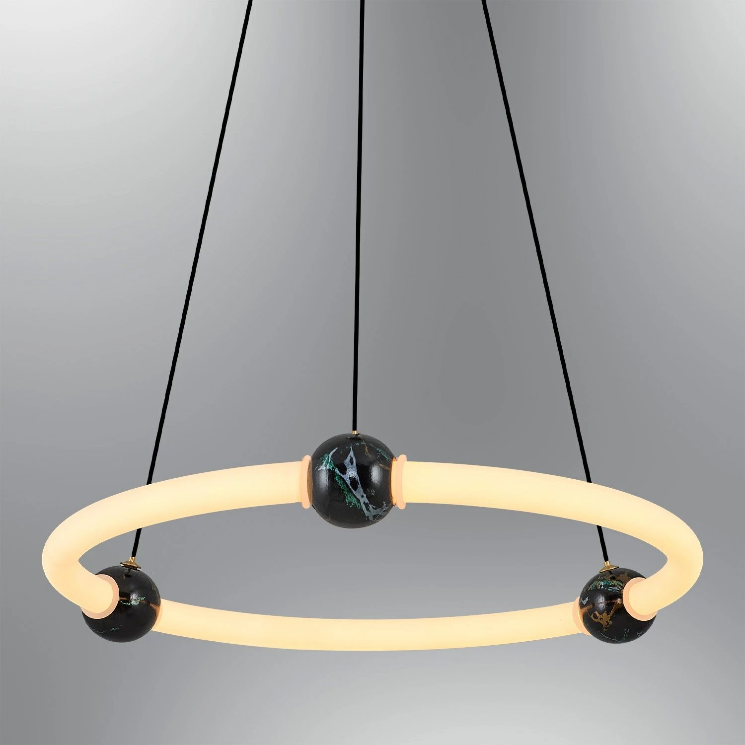 Llambë tavani Opviq, Krakow - C1217, e zezë, trup metalik, ornament druri