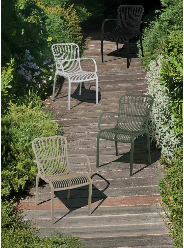 Karrige Jakarta e zezë, 61x65x87