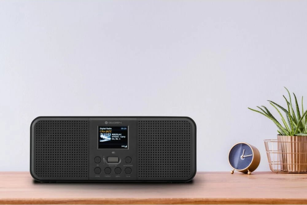Radio Digjitale me Bluetooth, FM/DAB+ dhe Alarm GoGEN GOGDAB800BTC