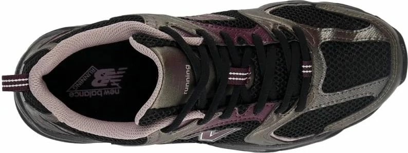 Atlete për femra New Balance, të zeza