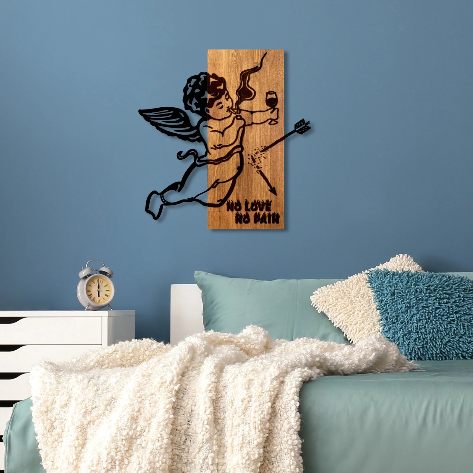 Aksesor dekorativ muri prej druri, Wallity, Wine & Eros, ngjyrë arre dhe e zezë