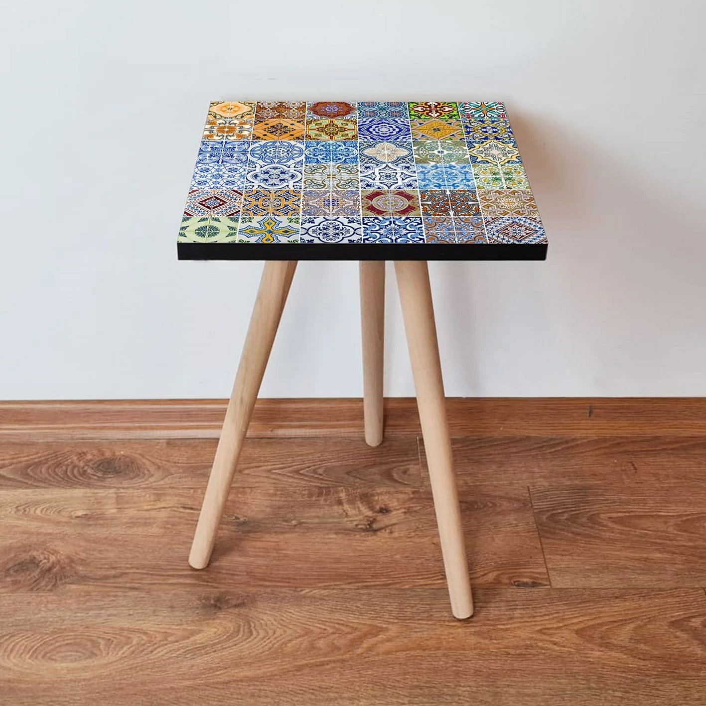 Tavolinë anësore Skye Decor, Shp59, shumëngjyrëshe