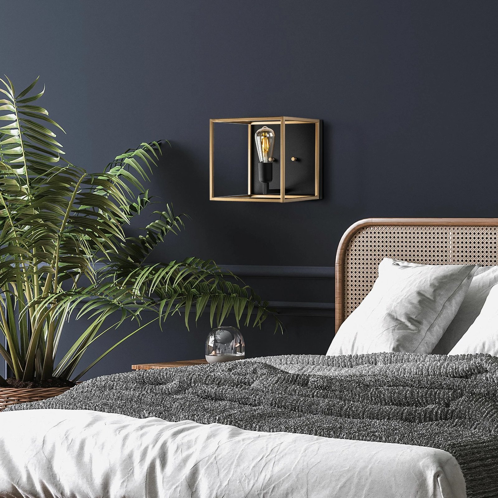 Llambë muri Opviq, ngjyrë ari dhe e zezë, 13751