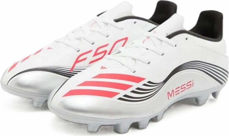 Atlete futbolli adidas për meshkuj, të bardha