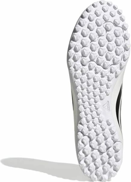 Atlete futbolli adidas, pa ngjyrë të caktuar