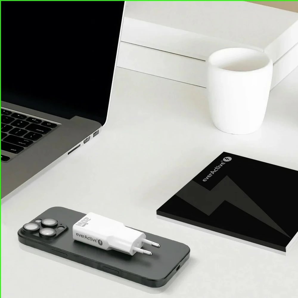 Karikues muri, everActive, SC-340Q, GaN super slim, USB QC 3.0 + USB-C PD 20W, 1x USB + 1x USB-C, i bardhë