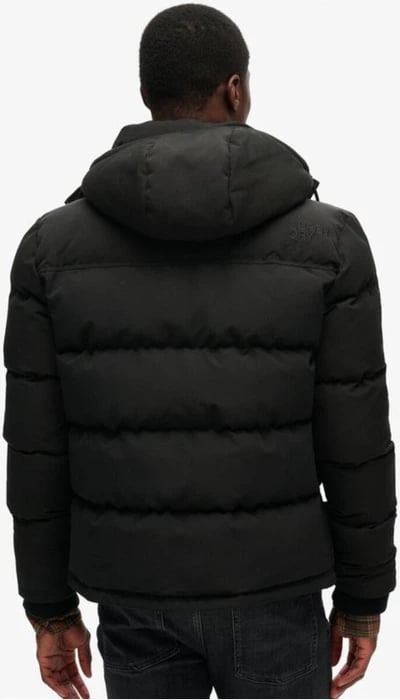 Jakne Superdry meshkuj, e zezë