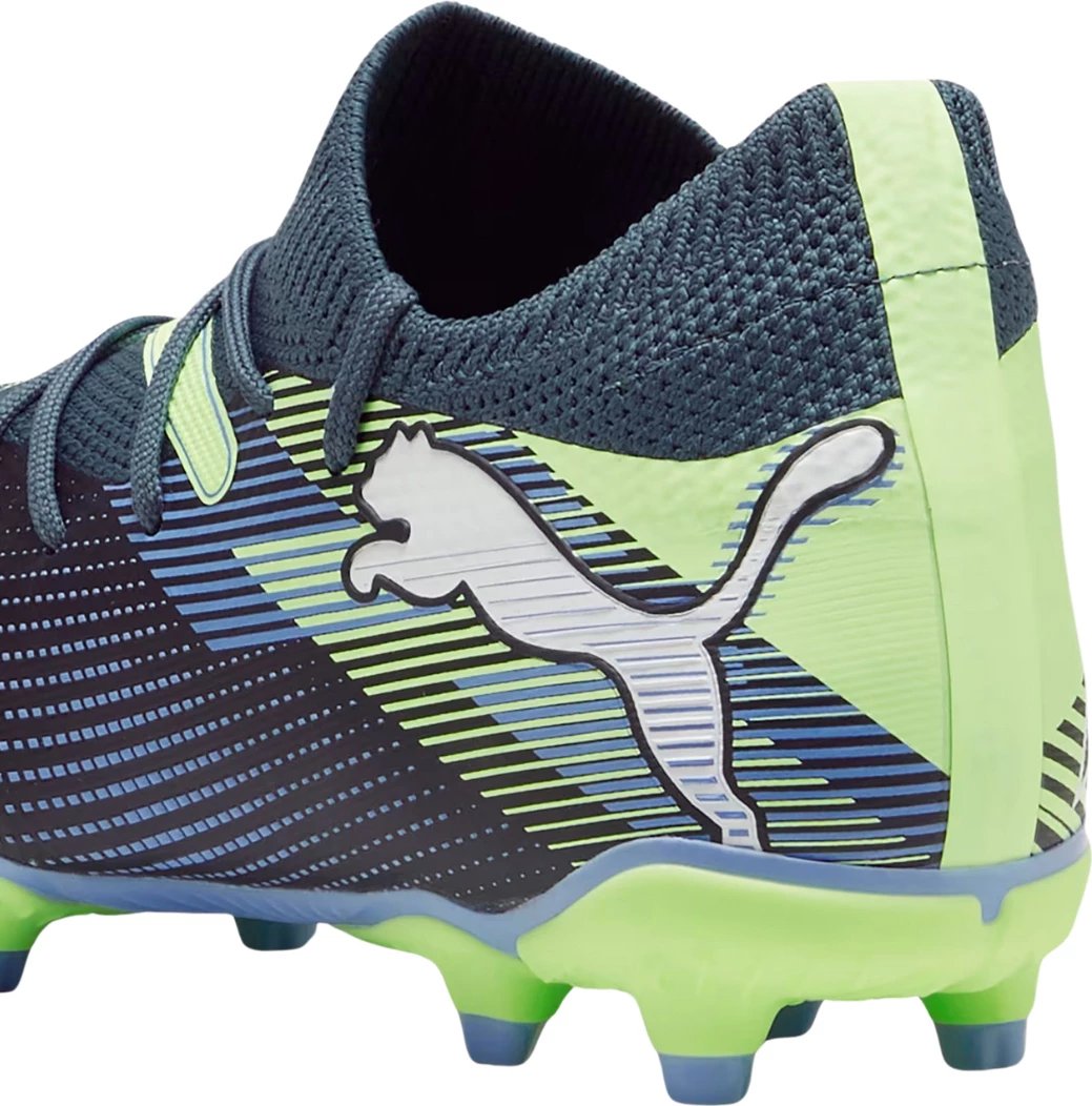 Atlete futbolli për fëmijë Puma, të zeza