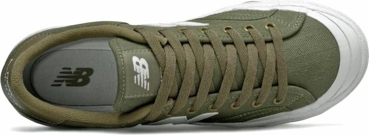 Atlete për meshkuj New Balance, të bardha me të gjelbra