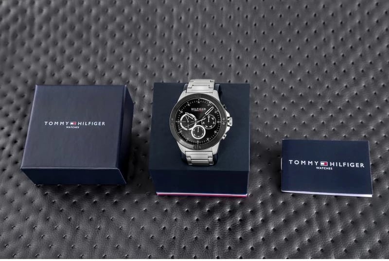 Orë dore për meshkuj Tommy Hilfiger, argjendtë