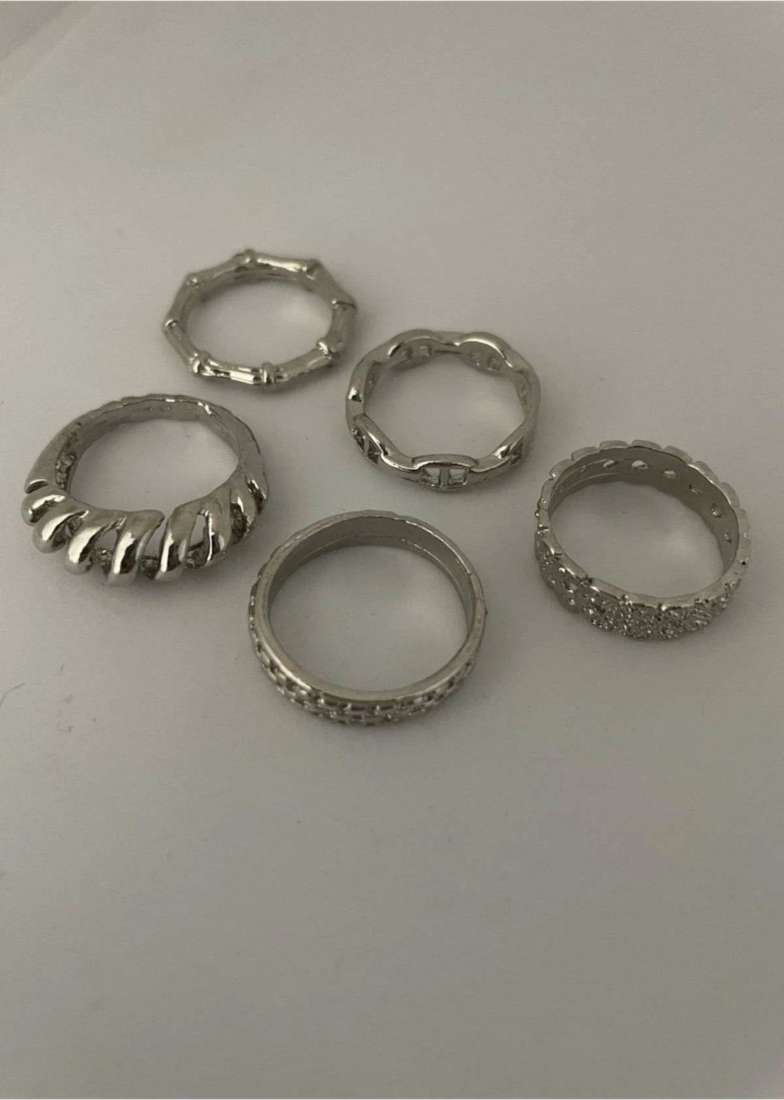 Unazë argjendi Jumeon, KPEGMSA197