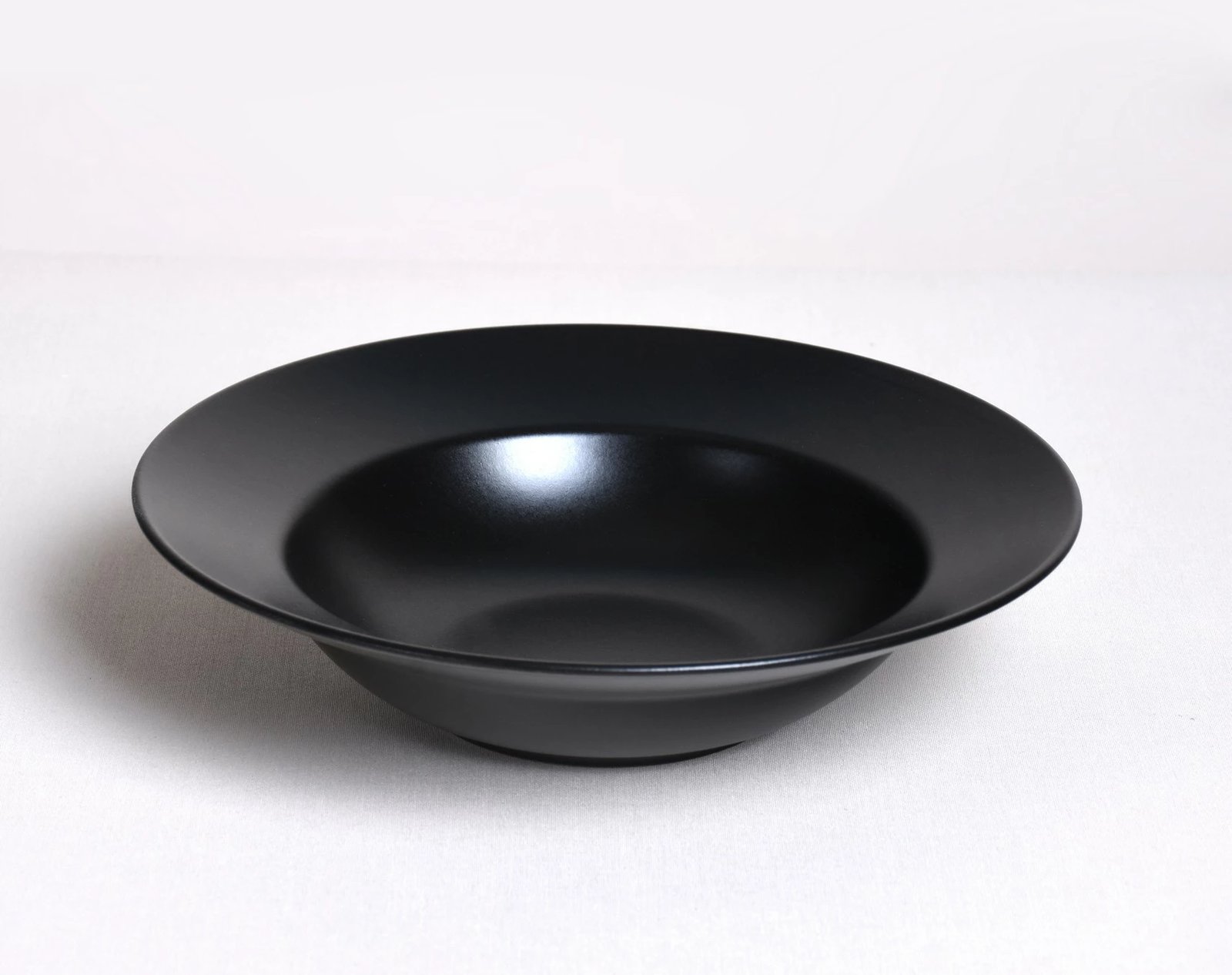 Pjatë shërbimi Hermia Concept, e zezë, PT025126F956A0000000AMTE00, 26x26x8cm (1 copë)