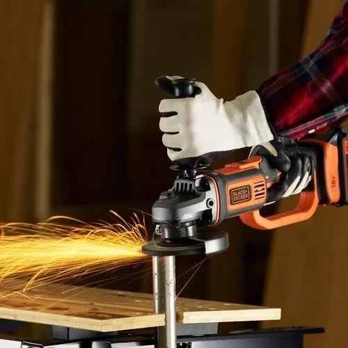 Shlifues këndor Black&Decker BCG720N, 18V pa bateri dhe karikues Shlifues këndor Black&Decker BCG720N, 18V pa bateri dhe karikues