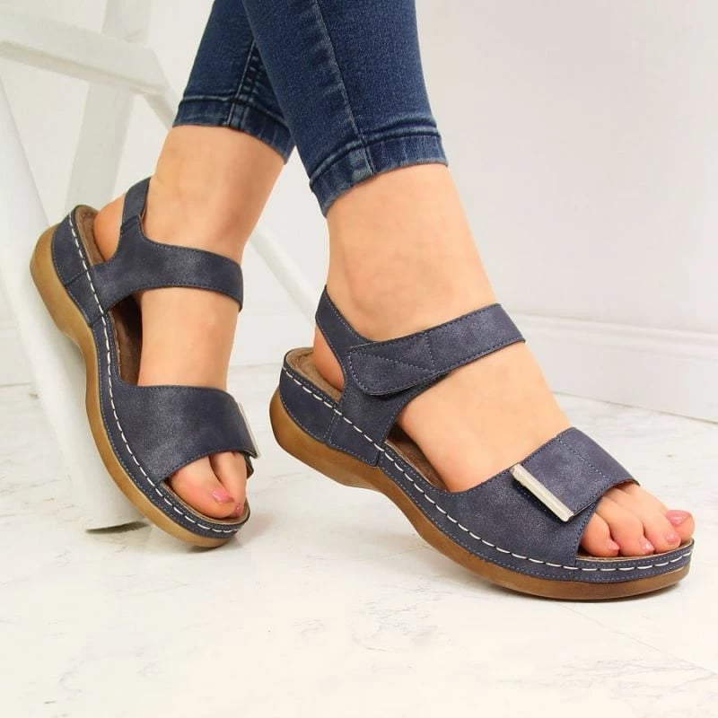 Sandale me Velcro për femra eVento, blu marine