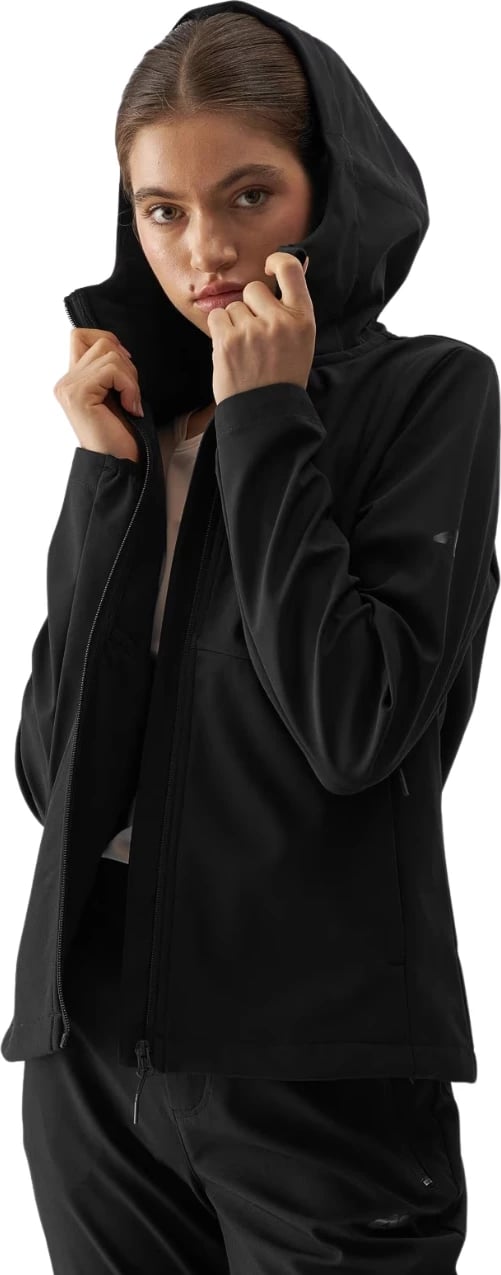 Jakne softshell për femra 4F, e zezë