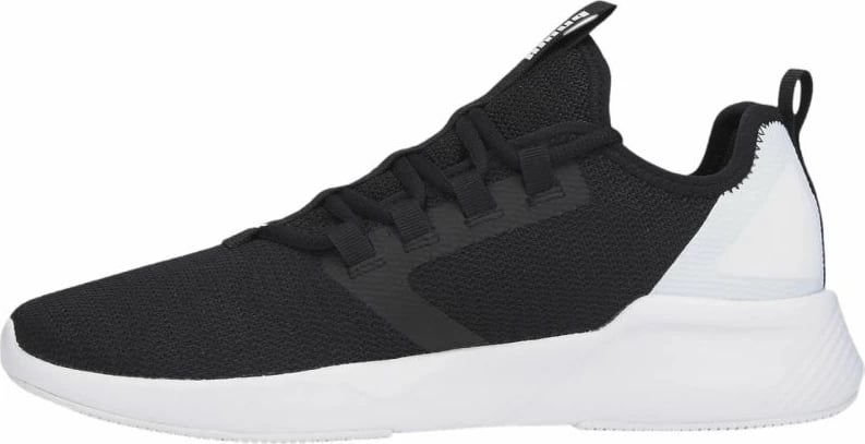 Atlete për meshkuj Puma, të zeza dhe të bardha