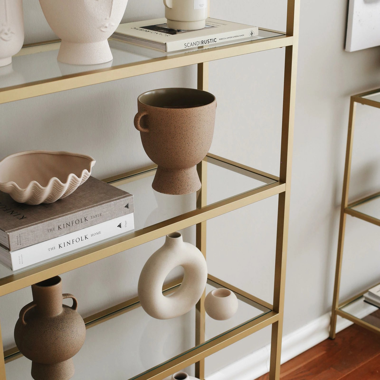 Raft librash Hanah Home, K101, ngjyrë ari