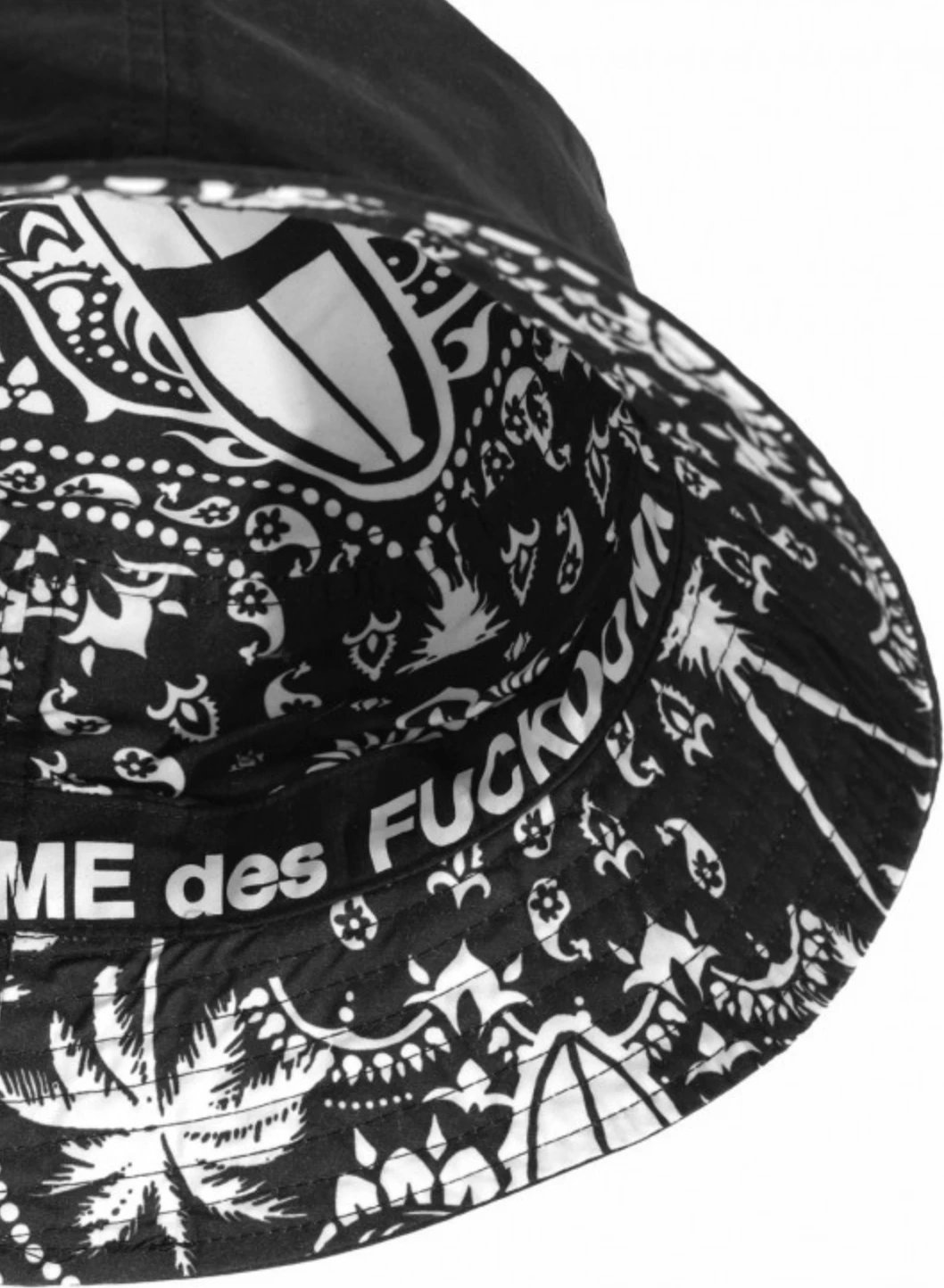 Kapelë për femra Comme Des Fuckdown, e zezë 