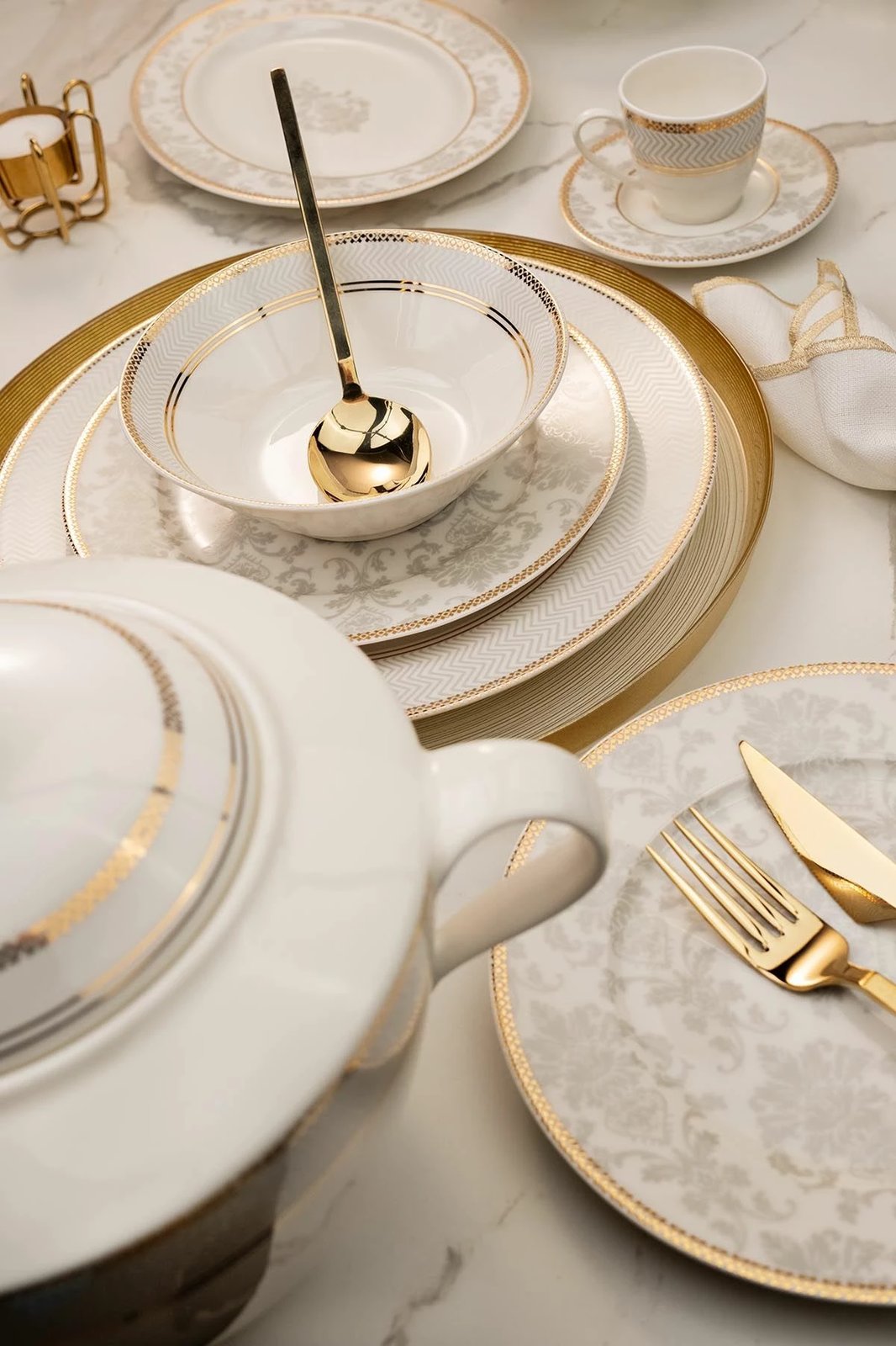 Set për drekë 68 pjesësh Hermia Concept, BNKL68YT43012751