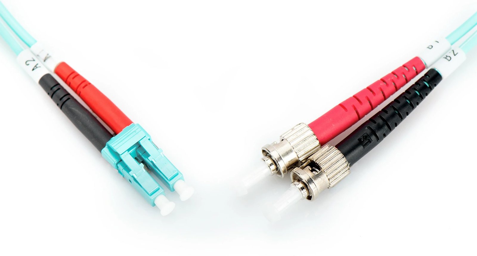 Kabllo optike Digitus OM3 LC/ST 2m aqua