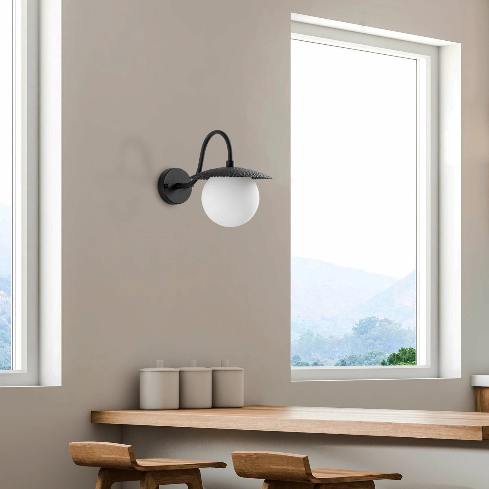 Llambë muri Opviq, Anemon - 15002, metal dhe qelq, e zezë