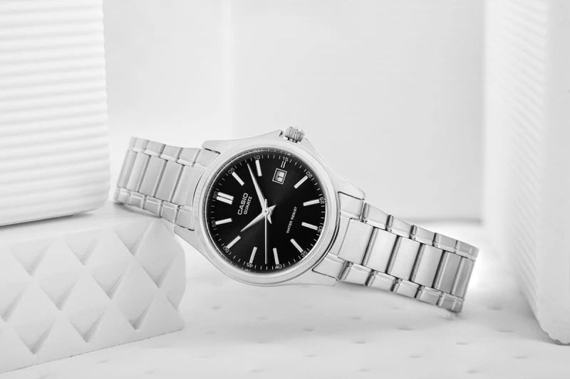 Orë dore për femra Casio, argjend