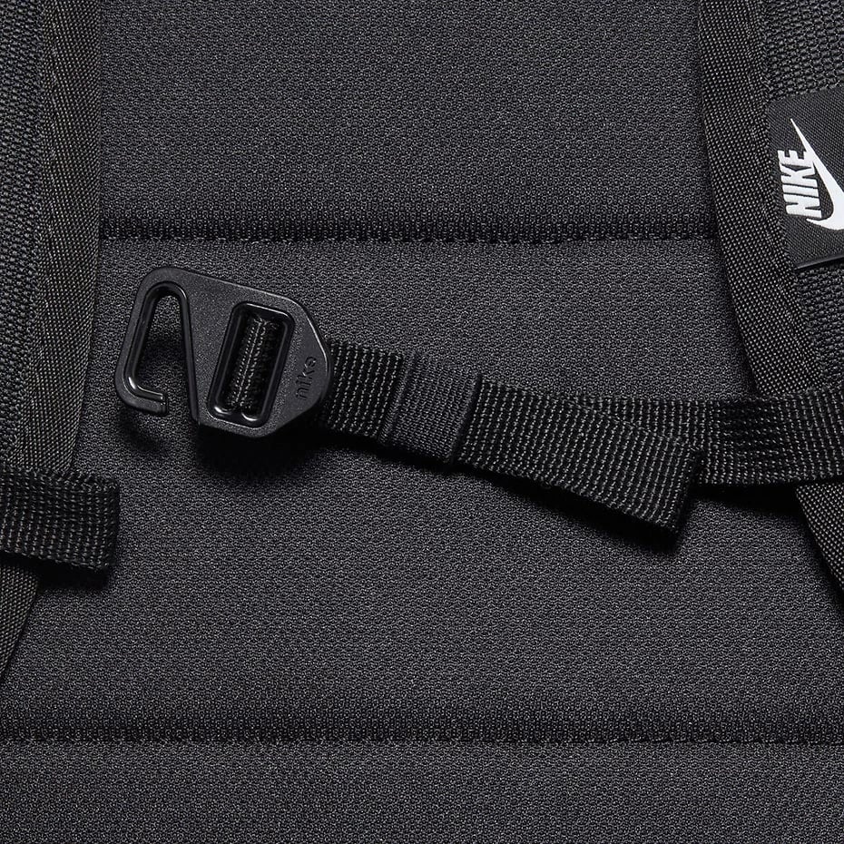 Çantë shpine Nike unisex, e zezë