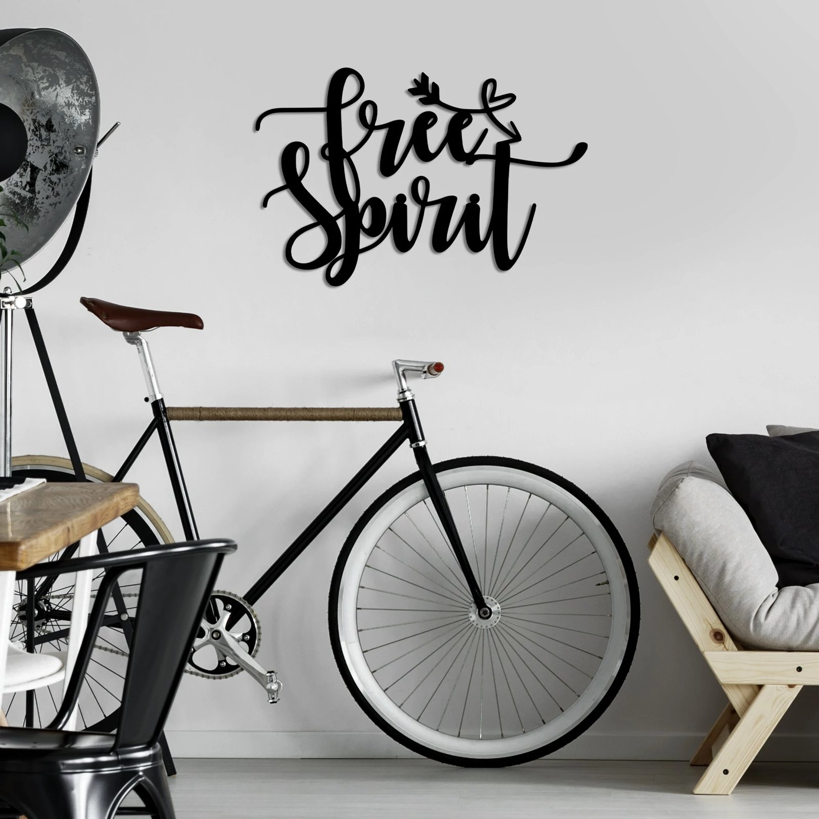 Aksesor dekorativ metalik për mur, Free Spirit, ngjyrë e zezë, 56x37cm