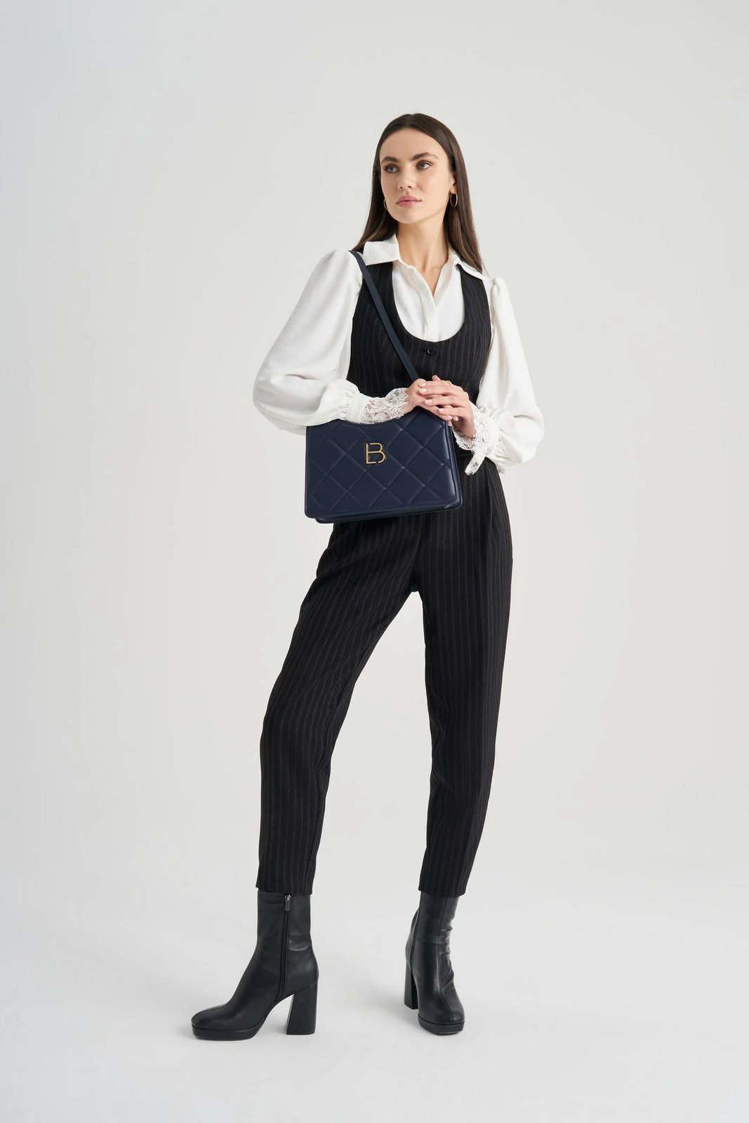 Çantë shpatull për femra, ngjyrë kaltër e errët, Lucky Bees, 410