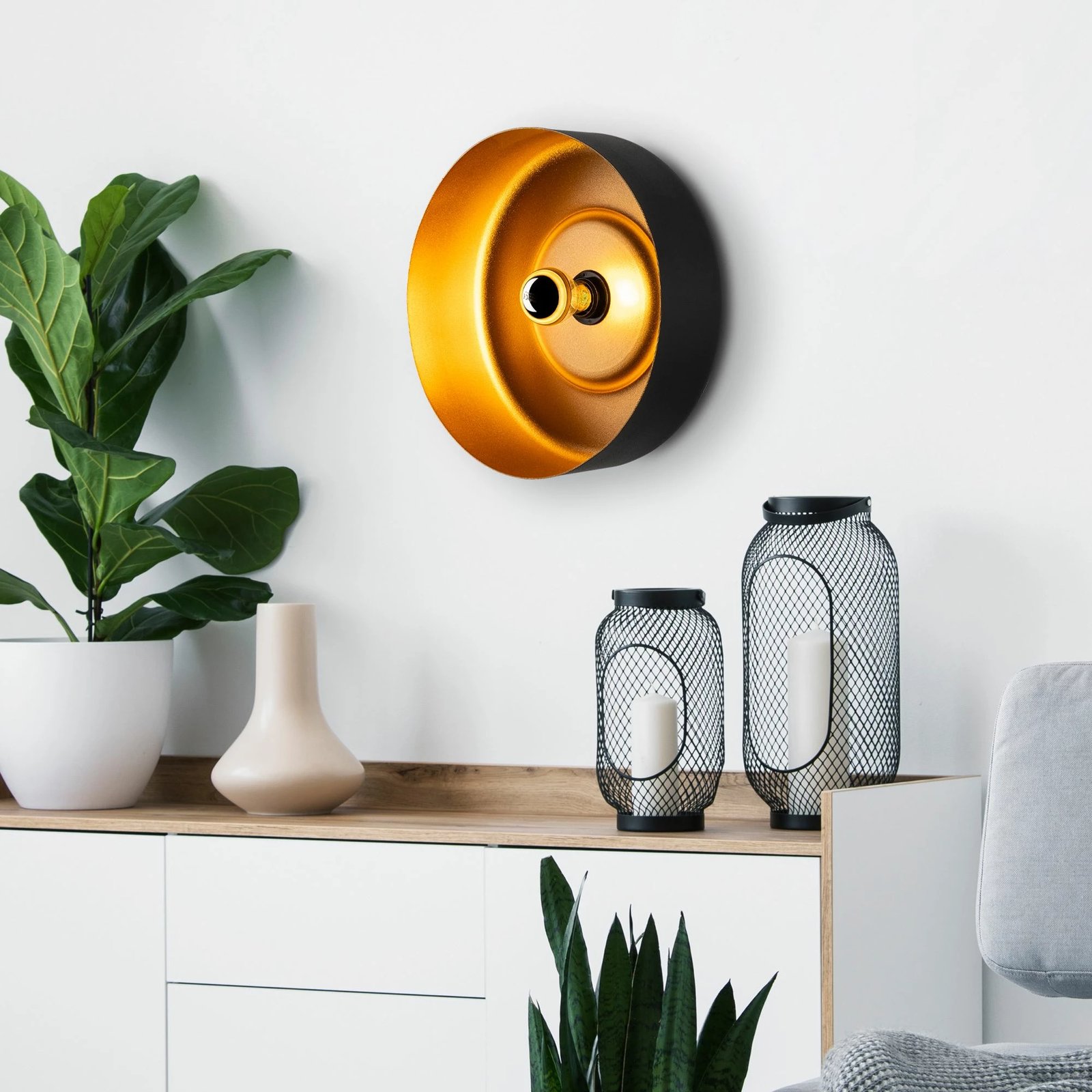 Llambë muri Opviq, Vesta - 15070, ngjyrë e zezë