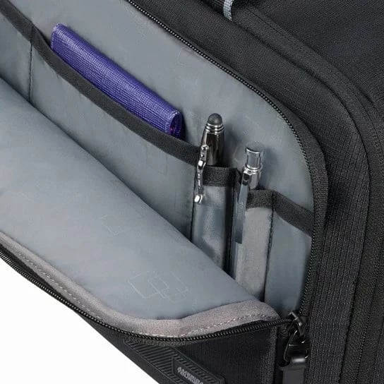 Çantë udhëtimi American Tourister Take2Cabin Prime, e zezë