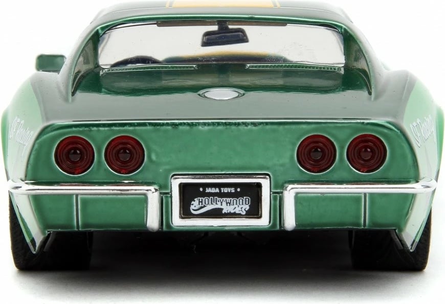 Veture lodër Jada Toys Street Fighter 1969 Chevrolet Corvette 1:24 me figurë Cammy, Gjelbër/Verdhë