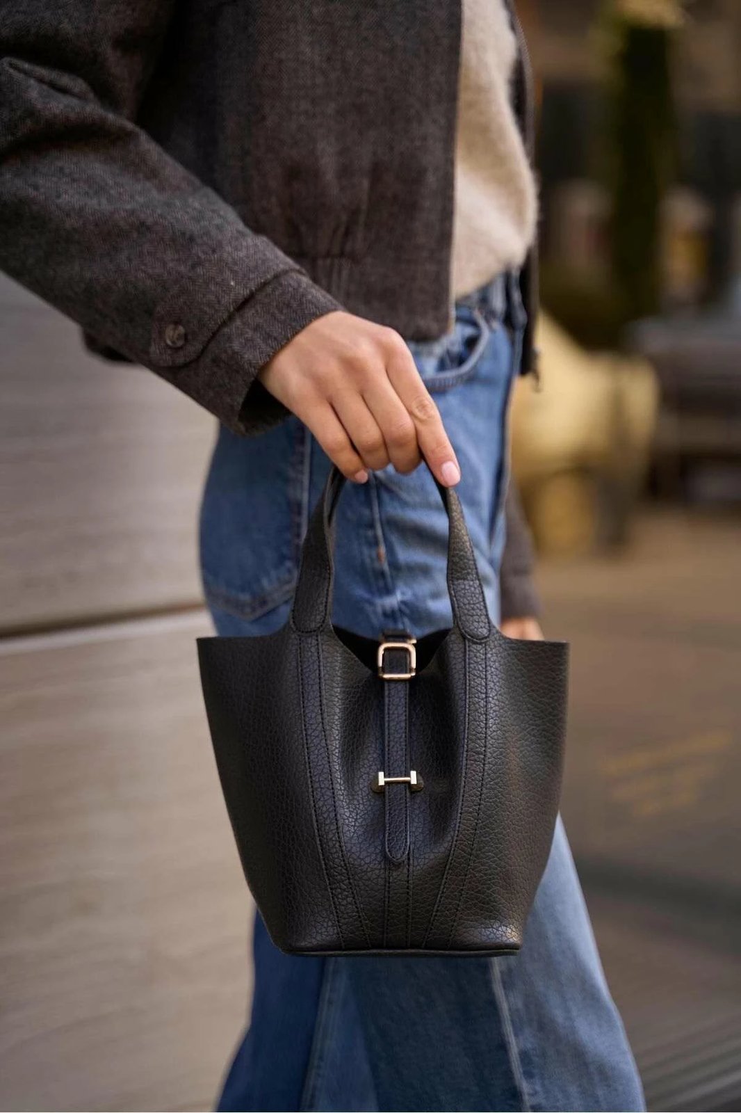 Çantë dore Zoozie, e zezë, MK1020224SV10-006