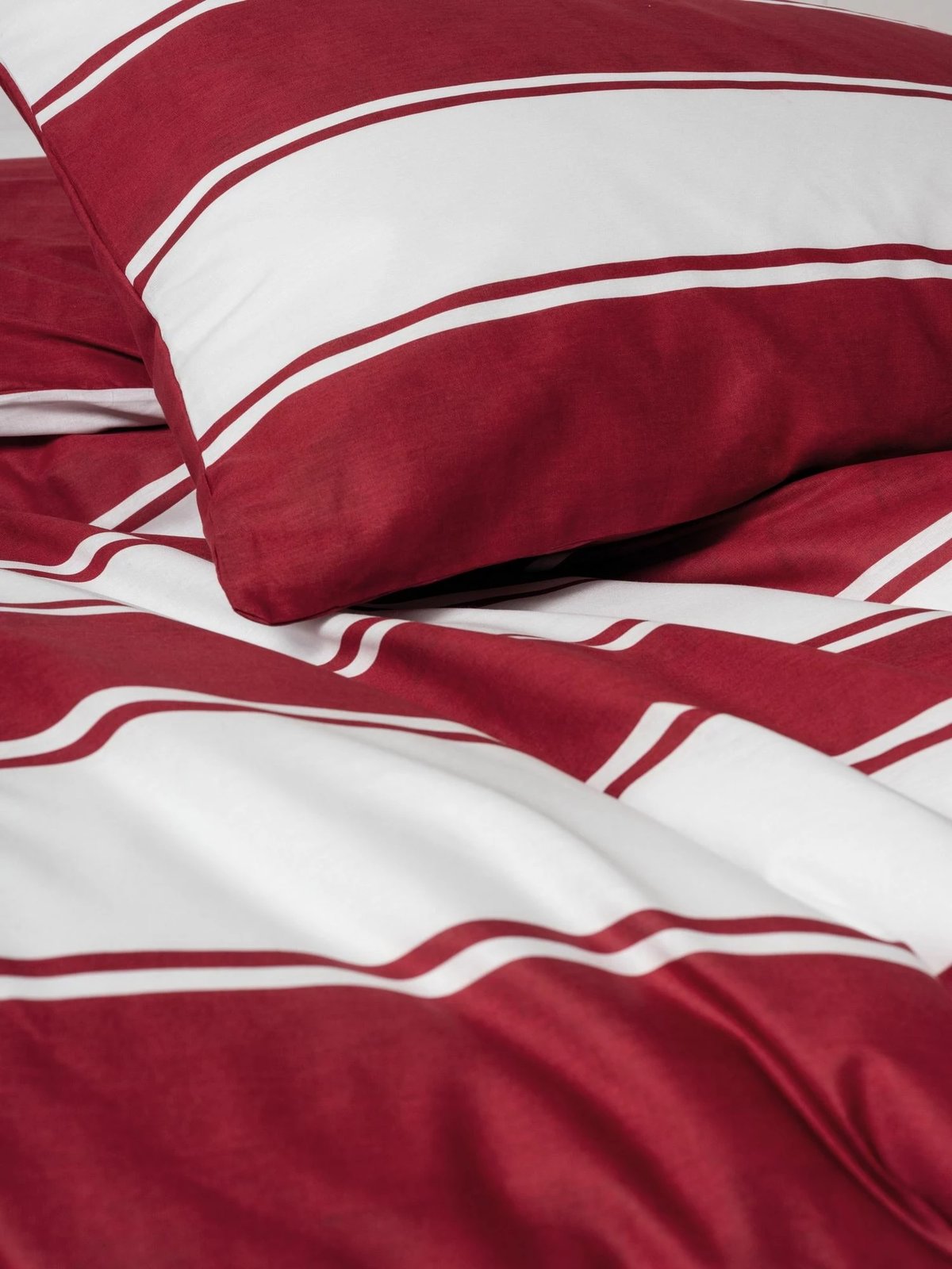 Set mbulesë jorgan XXL njësh, ngjyrë e kuqe dhe e bardhë, L'essentiel, Jolly