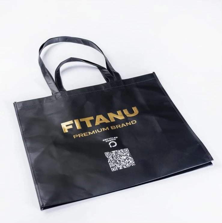 Çantë krahu Fitanu, e zezë