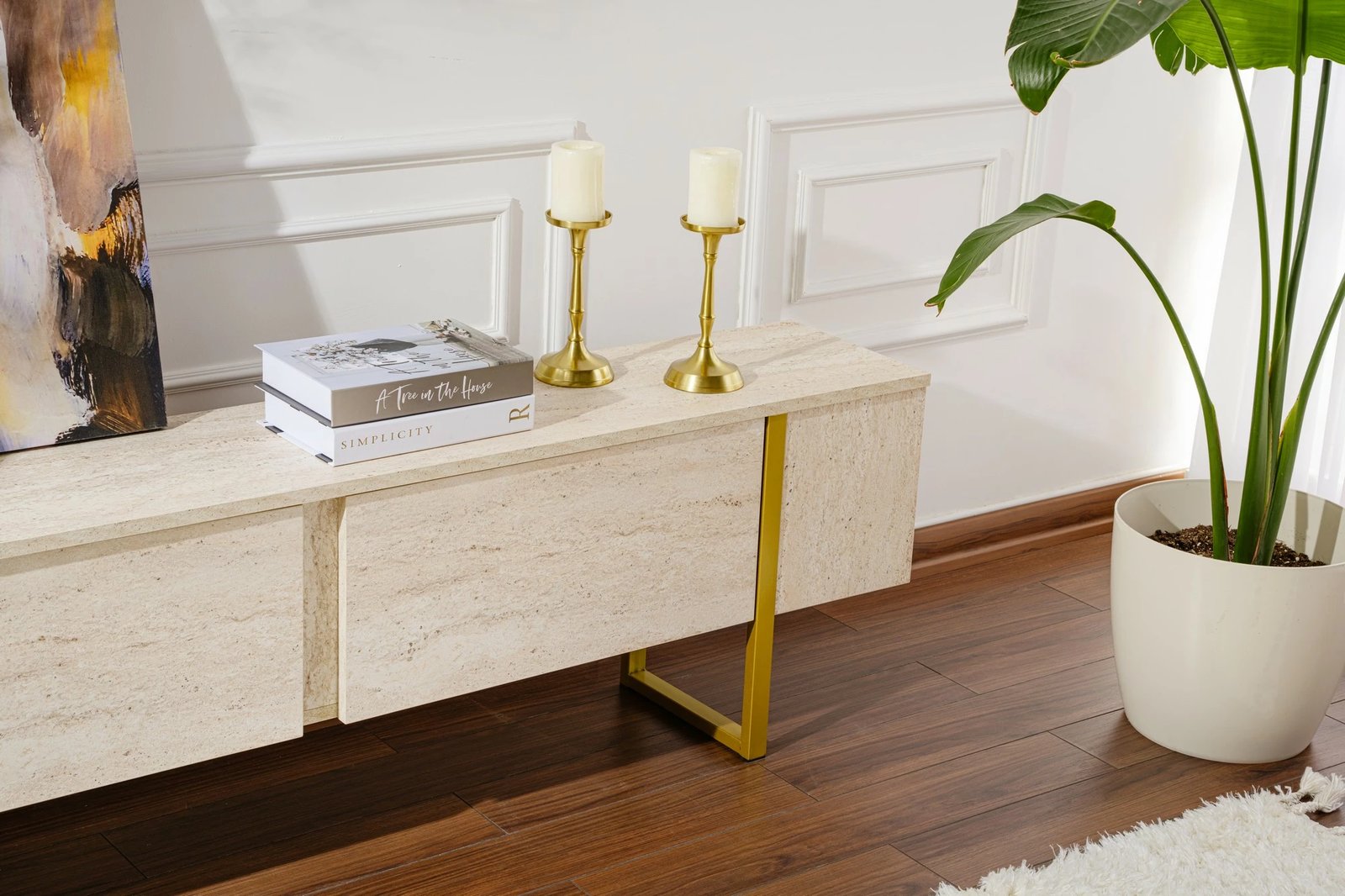 Komodë TV Nordure, ngjyrë travertin, ari