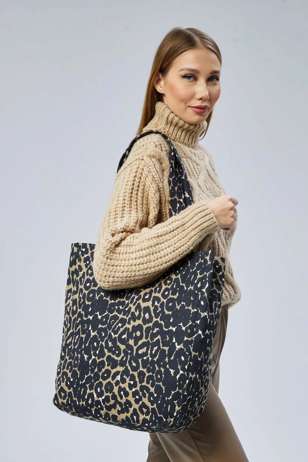 Çantë tote Zoozie Bags, 2267, krem me leopard