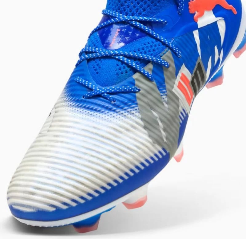 Atlete futbolli Puma për meshkuj, të bardha e kaltër Atlete futbolli Puma për meshkuj, të bardha e kaltër